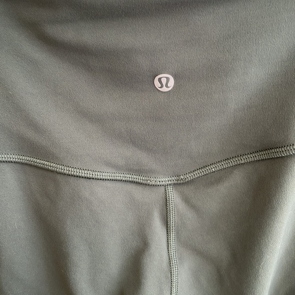 🍋 lululemon align capri leggings, olive green, size 6 (small) - Picture 7 of 16
